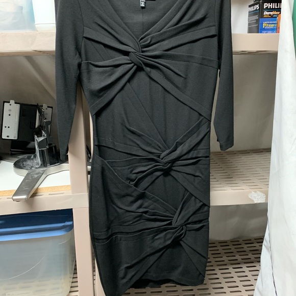 11 DRESSES FOR $200 - Picture 11 of 11
